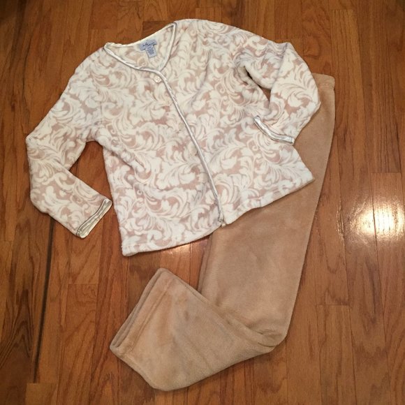 Bed Robe & Pants Size Medium Camel & White Fleece